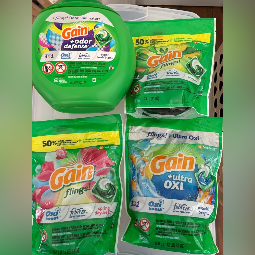 Gain Flings Laundry Detergent Bundle